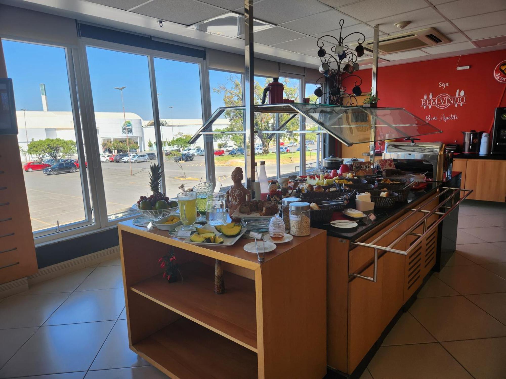 Ibis Montes Claros Shopping Ξενοδοχείο Εξωτερικό φωτογραφία