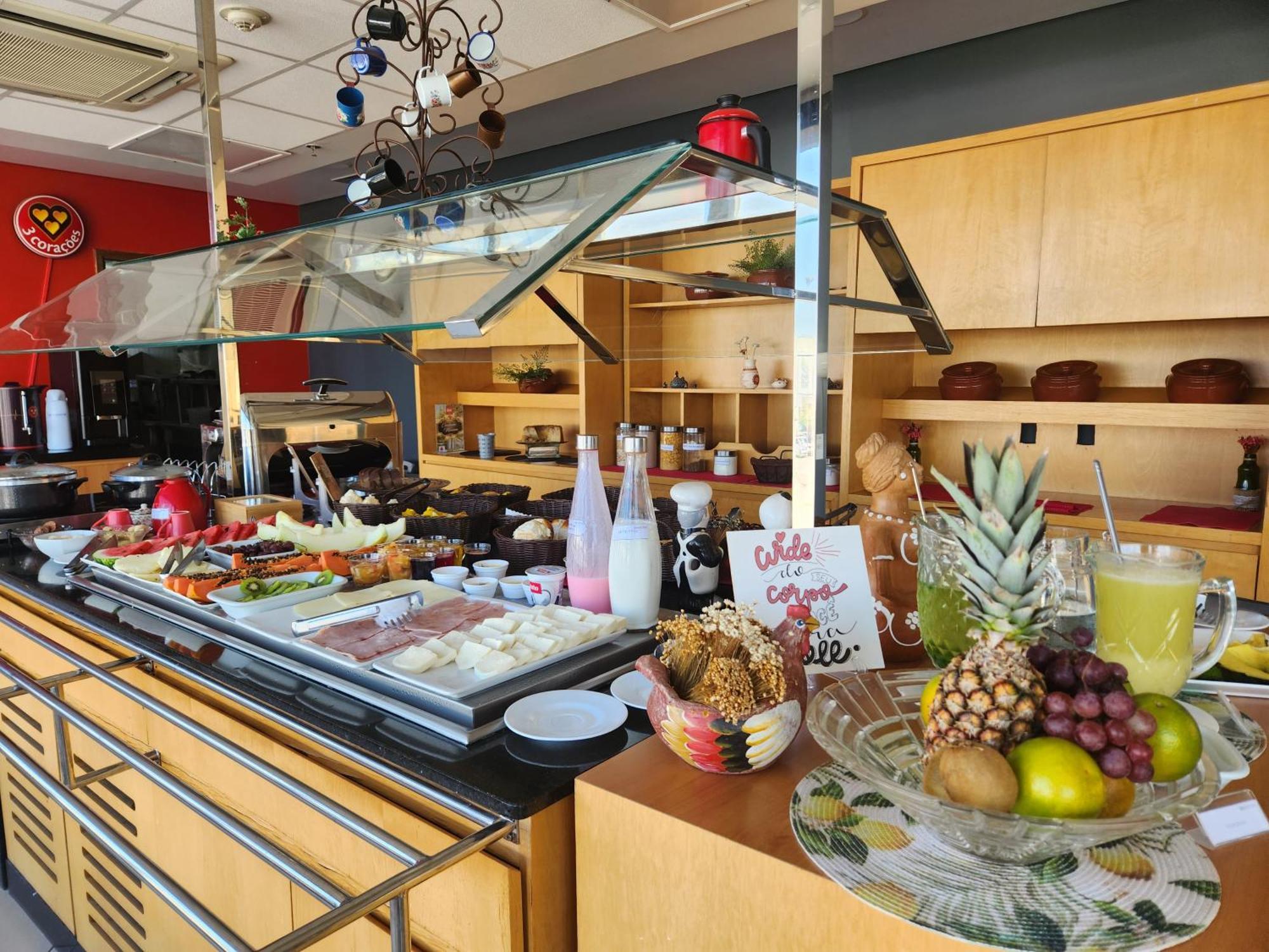 Ibis Montes Claros Shopping Ξενοδοχείο Εξωτερικό φωτογραφία